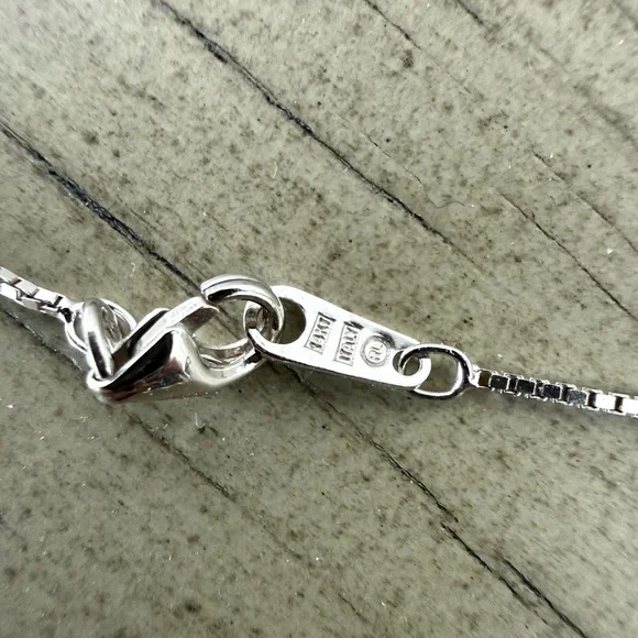 White Gold  Pendant Necklace - Picture 3 of 6